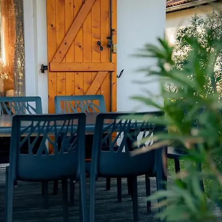Maison Piscine Proche 펜션 온드라스